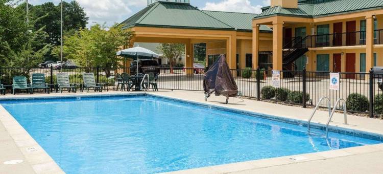 路易斯维尔品质酒店(Quality Inn Louisville MS)图片