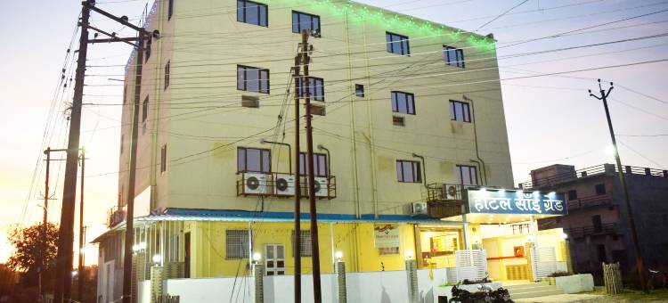 赛格兰德酒店(Hotel Sai Grand)图片