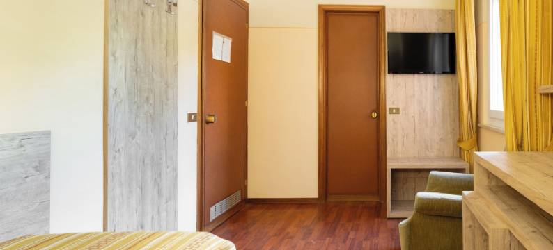 提兰诺酒店(Hotel Tirreno)图片