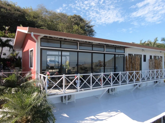 普拉维斯塔酒店