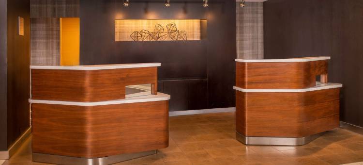 阿灵顿罗斯林索内斯塔精选酒店(Sonesta Select Arlington Rosslyn)图片