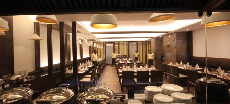 卡纳假日酒店(Khanna Fiesta)图片