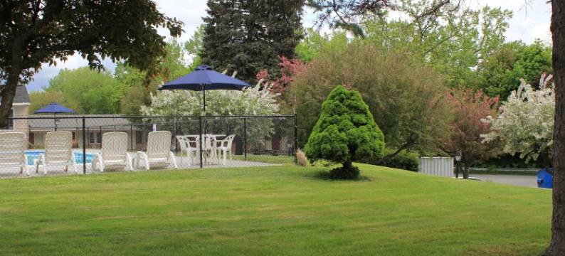 伯克希尔旅馆(Berkshire Inn)图片