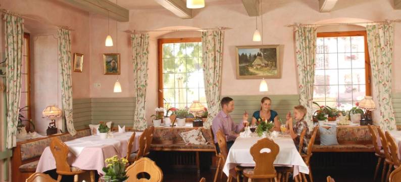 赫斯臣酒店(Hotel Hirschen)图片