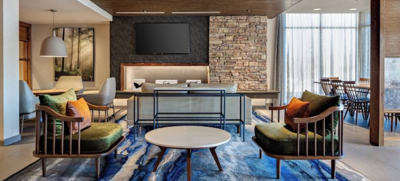 费耶特维尔万枫酒店及套房(Fairfield Inn & Suites Fayetteville)图片