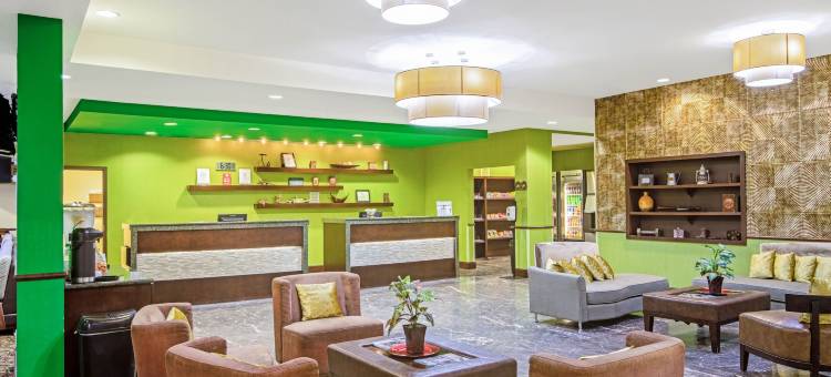 埃尔克城拉昆塔温德姆套房酒店(La Quinta Inn & Suites by Wyndham Elk City)图片