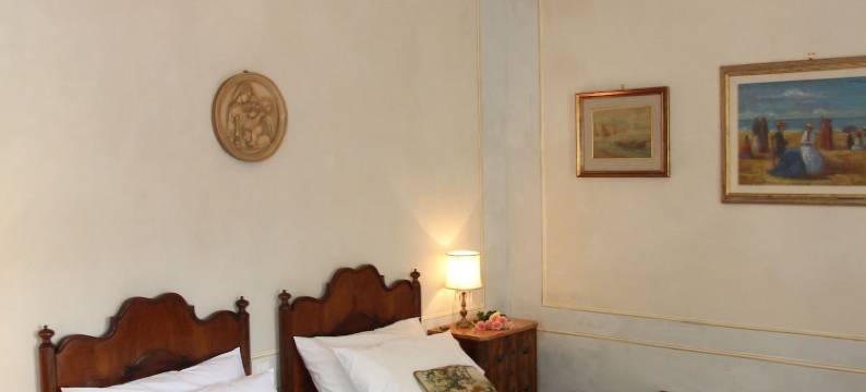 瑞莱斯利齐住宅酒店(Residenza Dei Ricci)图片