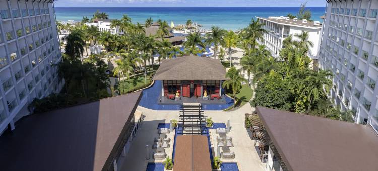 皇家隐居蓝水，Autograph Collection全包度假村 – 限成人(Royalton Hideaway Blue Waters, An Autograph Collection All-Inclusive Resort – Adults Only)图片