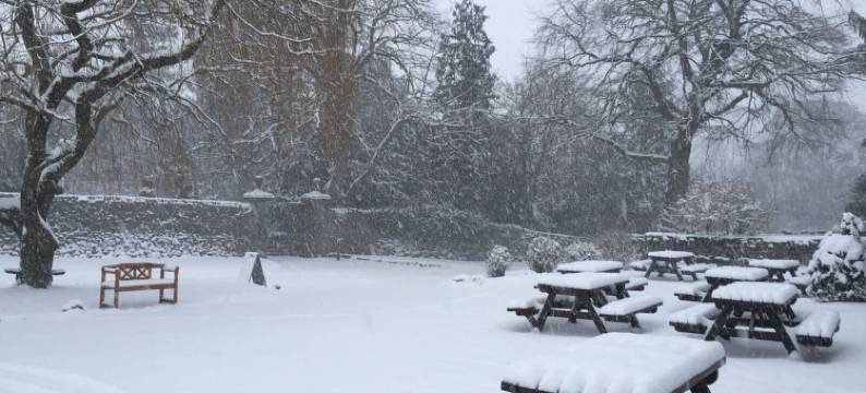 潘趣酒杯旅馆(The Punchbowl Inn)图片