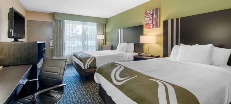 布鲁克斯维尔I-75-戴德市凯艺套房酒店(Quality Inn & Suites Brooksville I-75-Dade City)图片