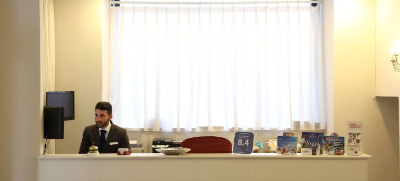 巴巴雷拉酒店(Hotel Barbarella)图片