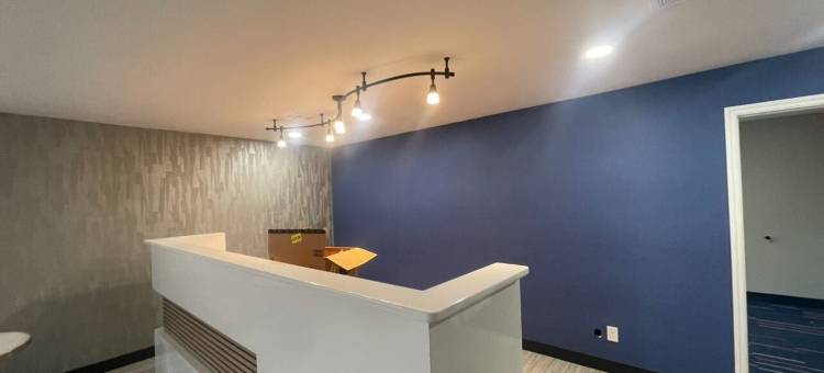 卢克索套房旅馆 - 温德姆旅屋酒店(Luxor Inn & Suites, a Travelodge by Wyndham)图片