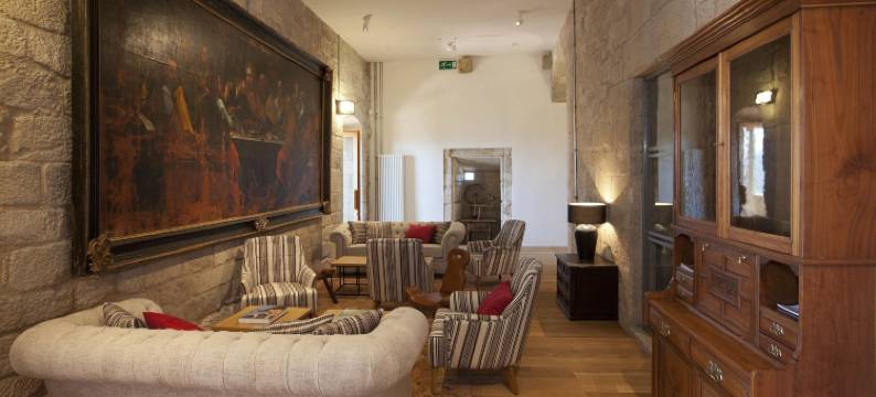 蒙特雷酒店(Parador Castillo de Monterrei)图片