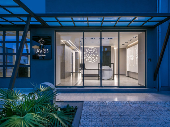 拉维里斯城市套房酒店