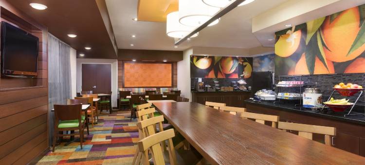扬斯敦博德曼/波兰万枫套房酒店(Fairfield Inn & Suites Youngstown Boardman/Poland)图片