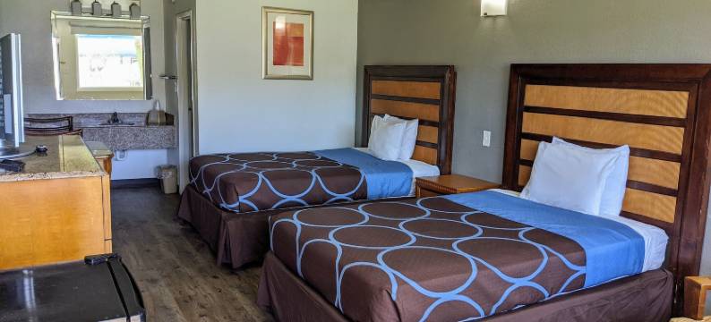 花园套房酒店(Garden Inn & Suites)图片