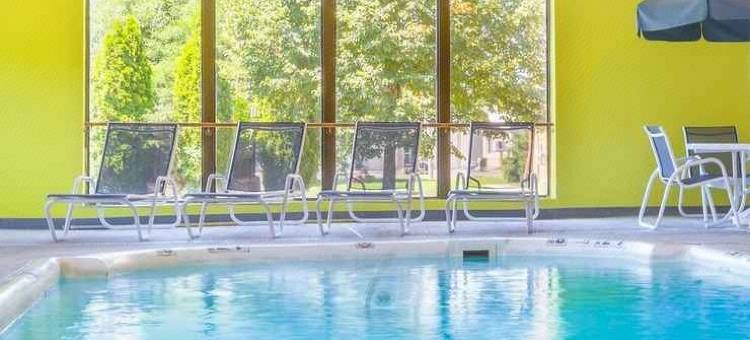 伯灵顿套房智选假日酒店 - 蒙荷里(Holiday Inn Express & Suites Burlington - Mount Holly)图片