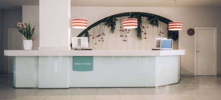 伊波罗之星海浪皮诺斯公园酒店(Iberostar Waves Pinos Park)图片