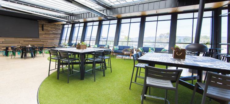 高地屋顶餐吧酒店(Highlander Hotel Bar Kitchen Rooftop)图片