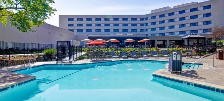 普莱森顿俱乐部希尔顿逸林酒店(DoubleTree by Hilton Pleasanton at the Club)图片