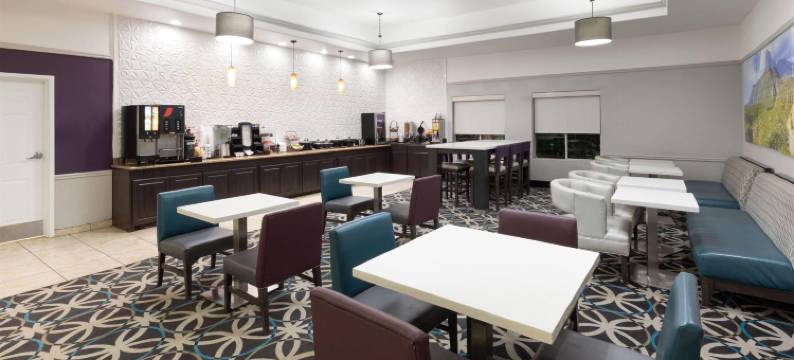 布朗伍德拉昆塔温德姆套房酒店(La Quinta Inn & Suites by Wyndham Brownwood)图片