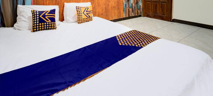 印度尼西亚SPOT ON 93149 Karman's Sari 1家庭式清真酒店(Spot on 93149 Karman's Sari 1 Homestay Syariah)图片