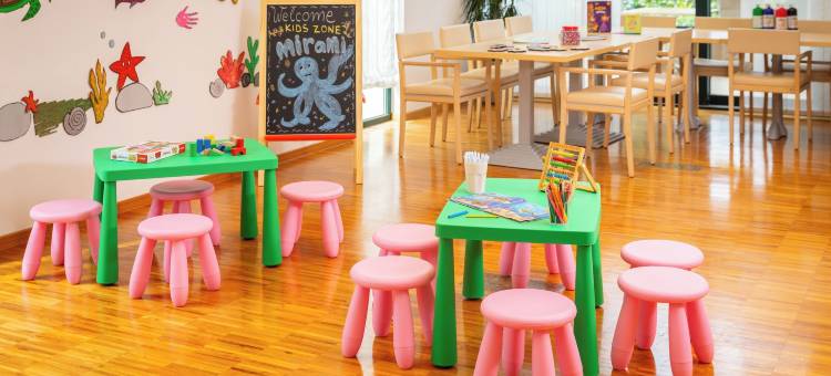 阿米尼斯维瓦尔卡萨维拉里斯(Aminess Vival Casa Velaris)图片