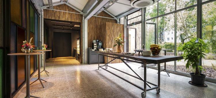 斯莱柏林(Sly Berlin)图片