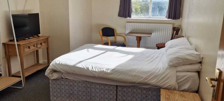 OYO 沃特曼斯阿姆斯赫舍姆酒店(OYO the Watermans Arms Hersham)图片