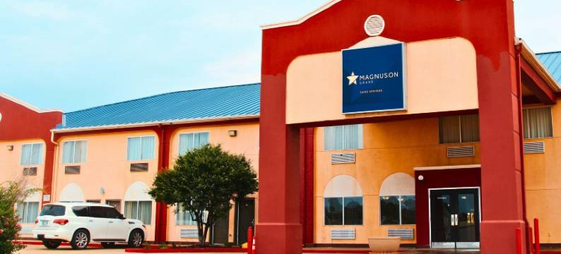 马格努森酒店-桑德斯普林斯/塔尔萨西(Magnuson Hotel Sand Springs – Tulsa West)图片