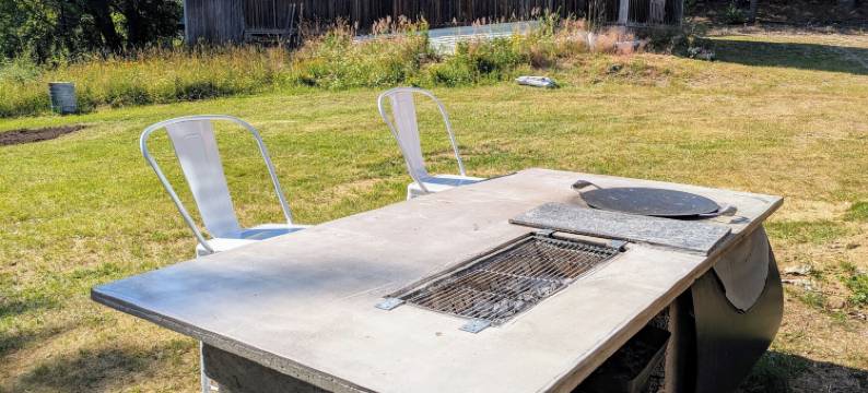 位于历史建筑中的明亮宽敞居所(Bright and Spacious Living in Historic Building)图片