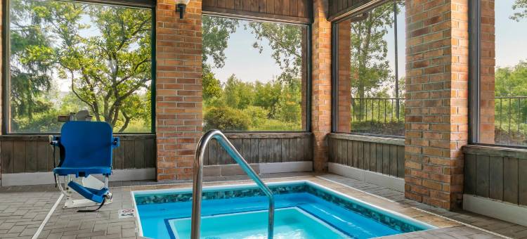 大急流城南拜伦中心凯艺酒店(Quality Inn Grand Rapids South-Byron Center)图片