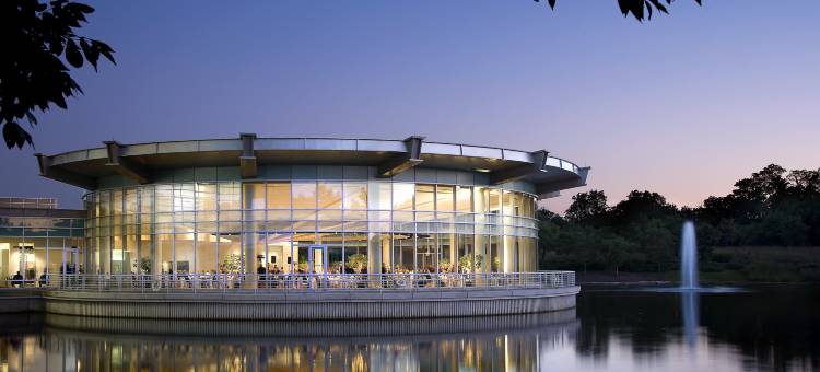 芝加哥-唐纳斯格罗夫希尔顿逸林套房酒店&会议中心(DoubleTree Suites by Hilton & Conference Center Chicago - Downers Grove)图片