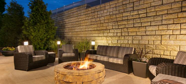 帕克斯堡市中心欢朋套房酒店(Hampton Inn & Suites Parkersburg Downtown)图片