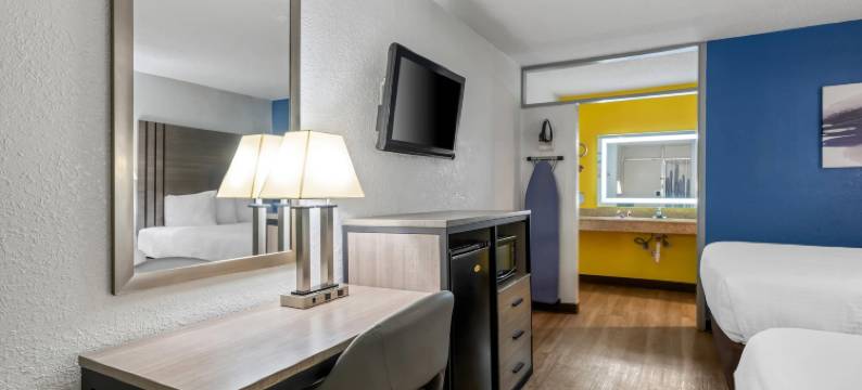 伊克诺旅馆卡尔斯巴德洞穴区(Econo Lodge Carlsbad Caverns Area)图片