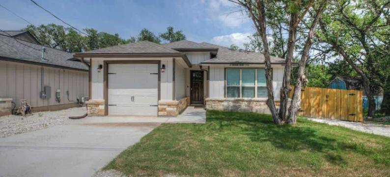 峡谷湖附近的原始3卧室住宅！(Pristine 3-Bedroom Home Near Canyon Lake!)图片