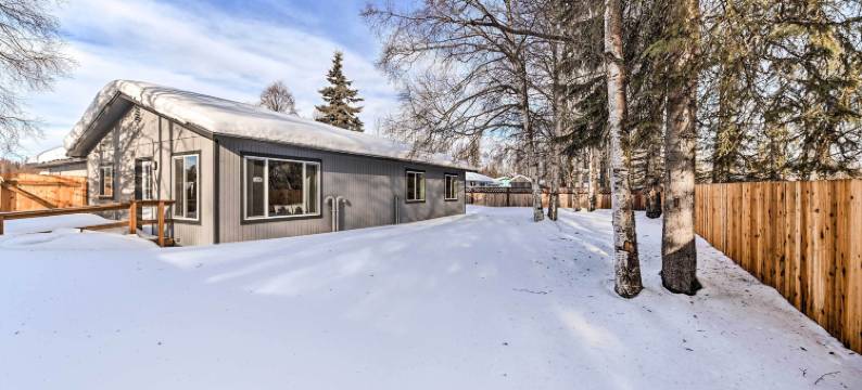 肯尼房屋，带壁炉，距Big Eddy不到10英里！(Kenai Home w/ Fireplace < 10 Mi to Big Eddy!)图片