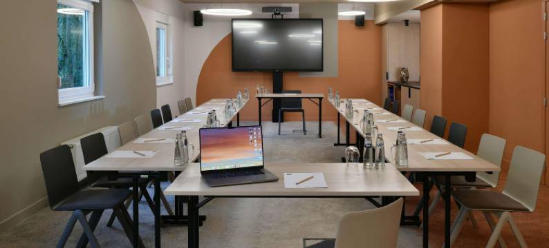 宜必思尚品沙勒罗瓦机场 Aero 44 酒店(Ibis Styles Charleroi Airport Aero 44)图片