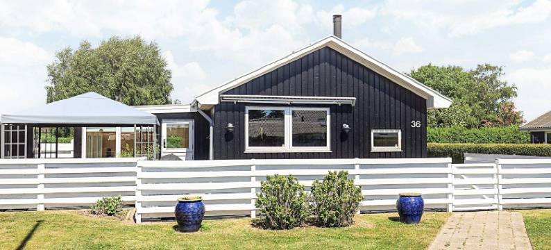 8 person holiday home in Otterup图片