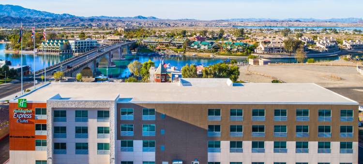 哈瓦苏湖城伦敦桥智选假日套房酒店(Holiday Inn Express & Suites LAKE HAVASU - LONDON BRIDGE by IHG)图片