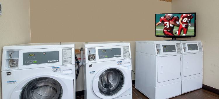 芒特劳雷尔红屋顶酒店(Red Roof Inn Mt Laurel)图片