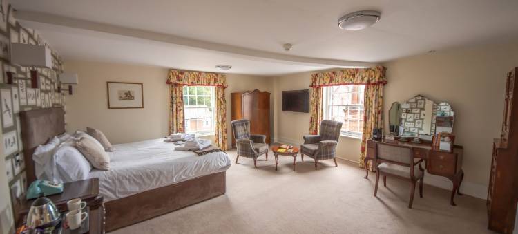 诺福克阿姆斯酒店(Norfolk Arms Hotel)图片