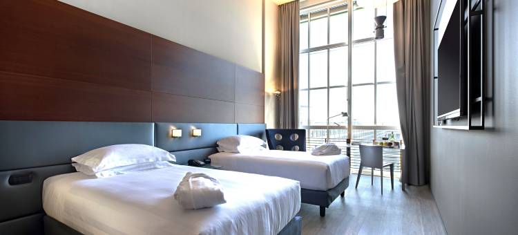 都灵灵格托希尔顿逸林酒店(DoubleTree by Hilton Turin Lingotto)图片