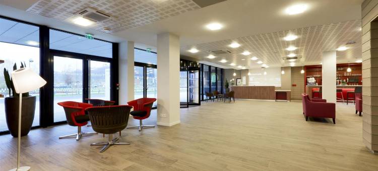 贝尔福特蒙贝利亚约恩西恩车站康铂酒店(Campanile Belfort Montbeliard - Gare la Jonxion)图片