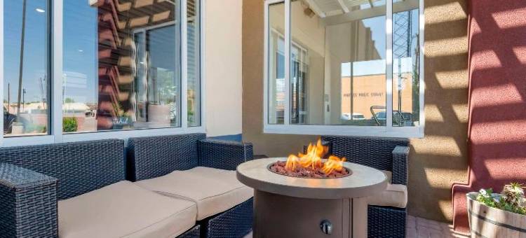 波塔莱斯舒适酒店(Comfort Inn)图片