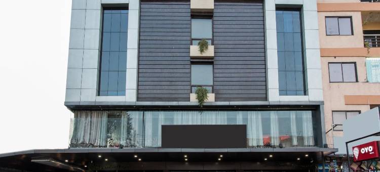 Super Townhouse Divya Palace图片