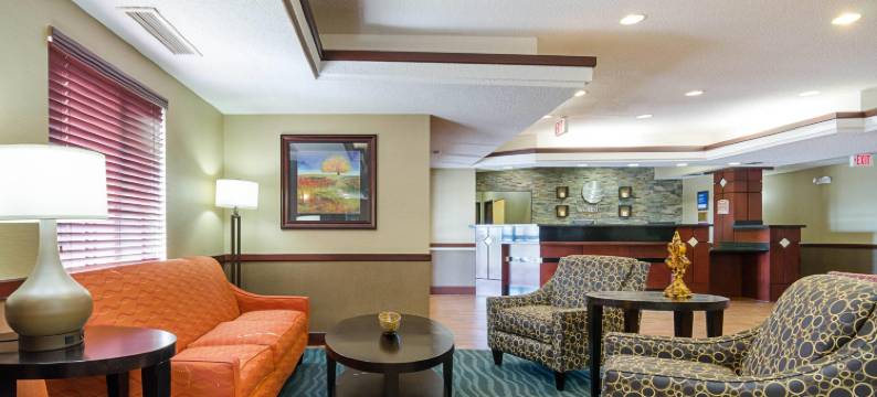 舒适酒店及套房哈钦森(Comfort Inn & Suites)图片