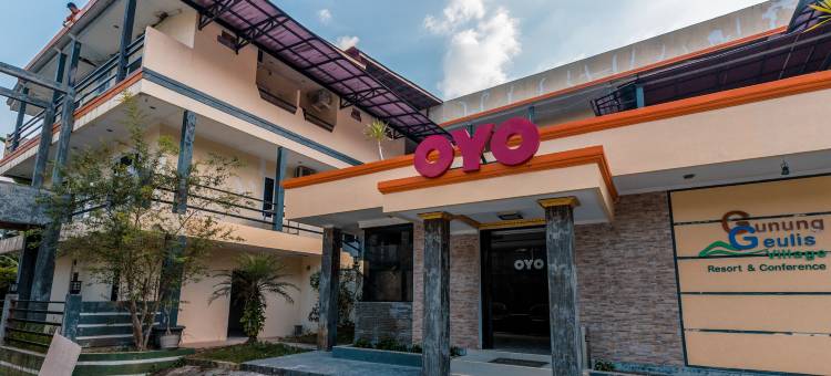 古农格利斯村城市景观酒店(Hotel O Bogor Puncak Near Padang Golf Bukit Pelangi Formerly Gunung Geulis Village)图片