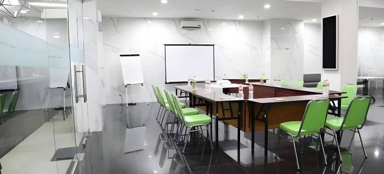 雅加达法拉特汉威兹酒店(Whiz Hotel Falatehan Jakarta)图片