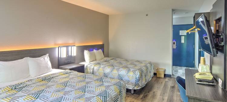利伯蒂维尔6号汽车旅馆(Motel 6 Libertyville, IL)图片